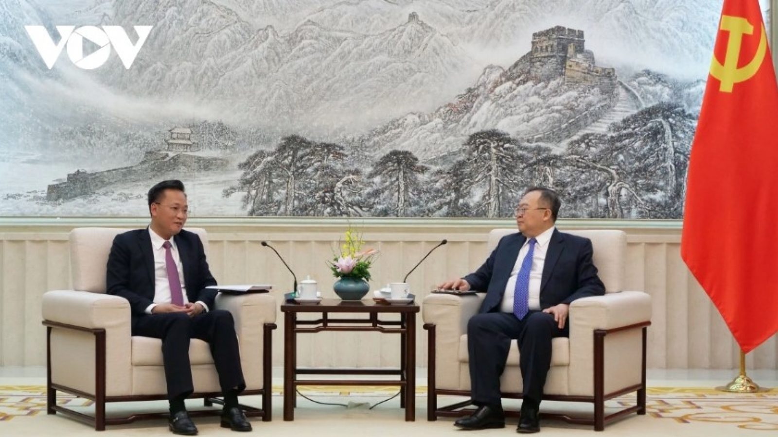 Hung Yen forges stronger links with Chinese localities