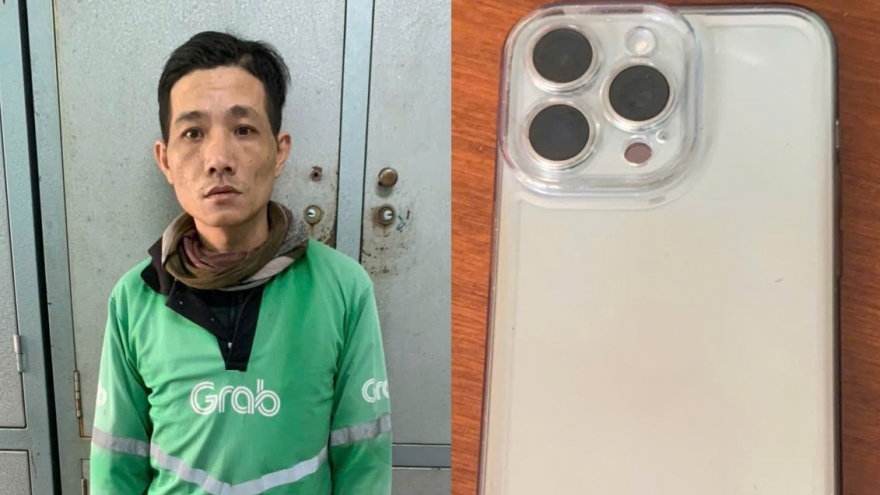 Bắt tài xế công nghệ tiện tay "nẫng" Iphone 15 Promax ở nhà thuốc