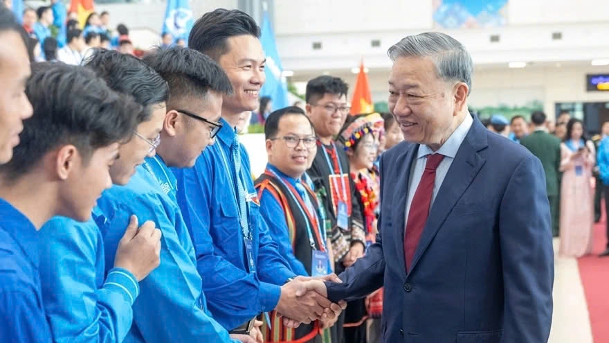 Young people form the backbone of Vietnam in new era, affirms Party leader To Lam