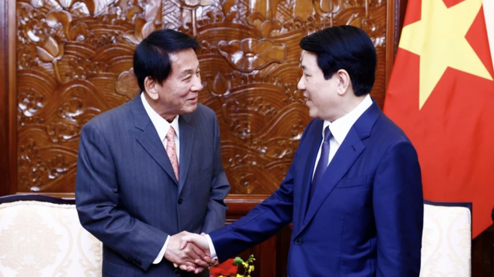 State President receives former Special Ambassador for Vietnam – Japan