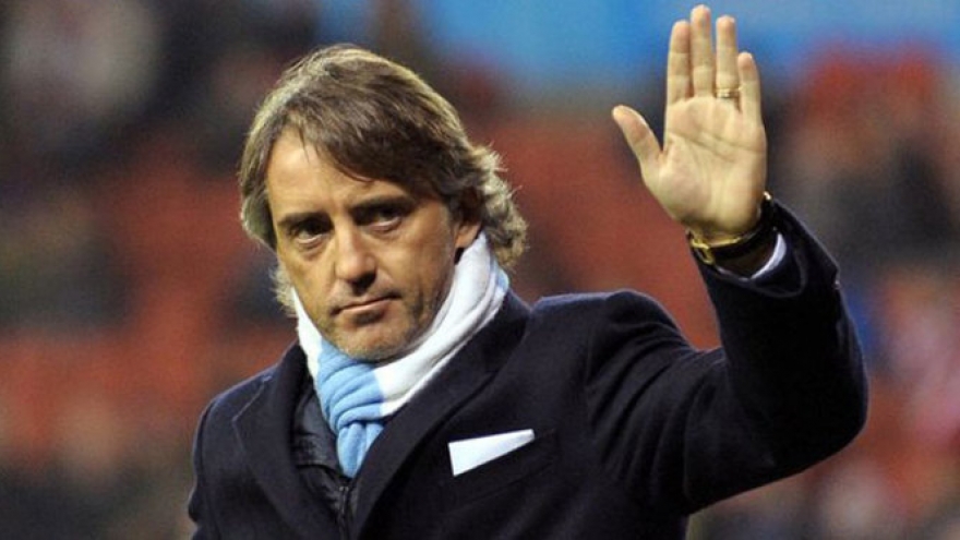 Mancini dọa rời Man City