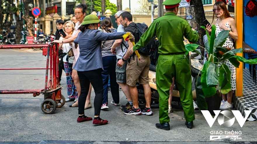 Kinh doanh trái phép “cà phê đường tàu”: Đến bao giờ mới xử lý triệt để?