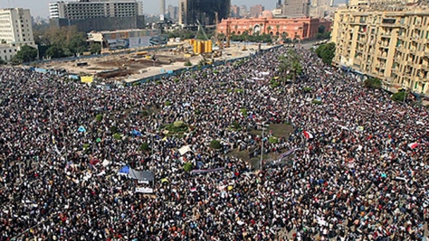 Ai Cập hàng chục nghìn người biểu tình ở trung tâm thủ đô