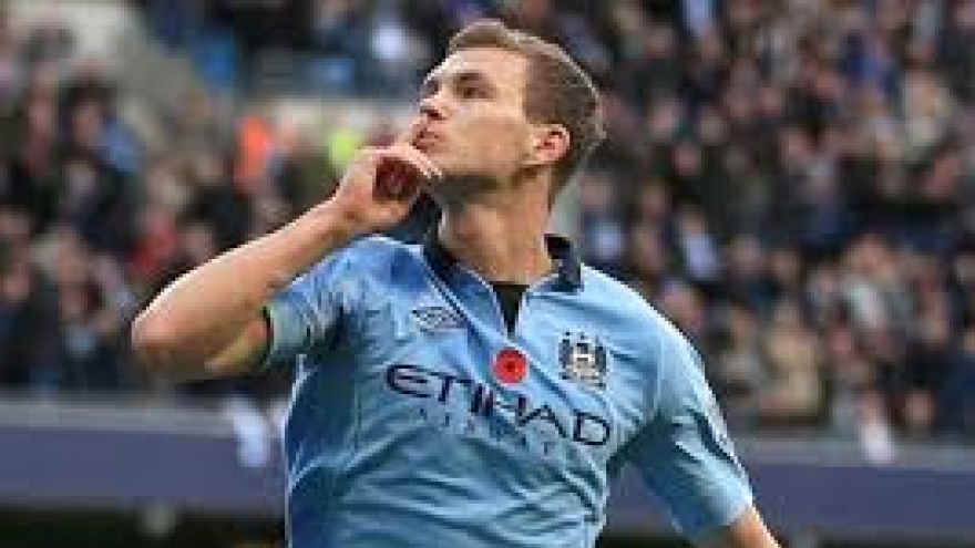 Khước từ Man City, Dzeko hướng tới Serie A
