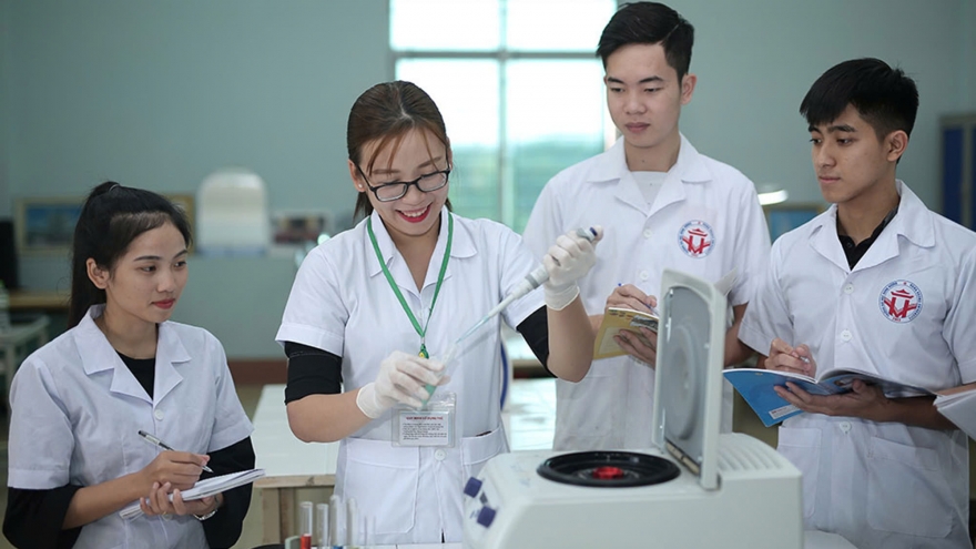 Trường đại học chi mạnh cho các chương trình khoa học - công nghệ trọng điểm
