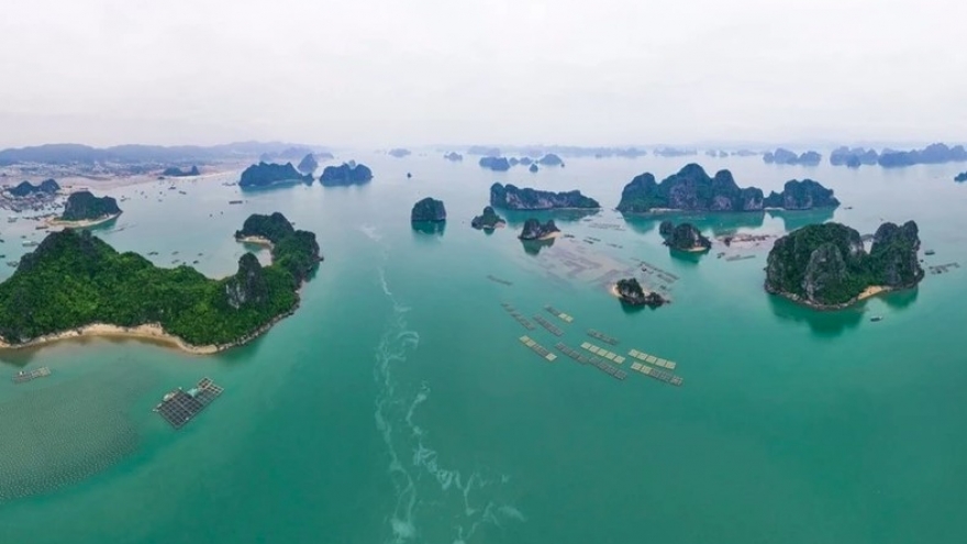 Quang Ninh to launch new tours on Bai Tu Long Bay in mid-March