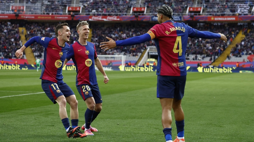 Kết quả bóng đá hôm nay 3/3: Barca thắng thuyết phục, chiếm ngôi đầu La Liga