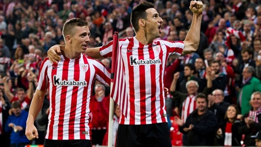 Clip: Siêu phẩm của Aritz Aduriz ở Europa League