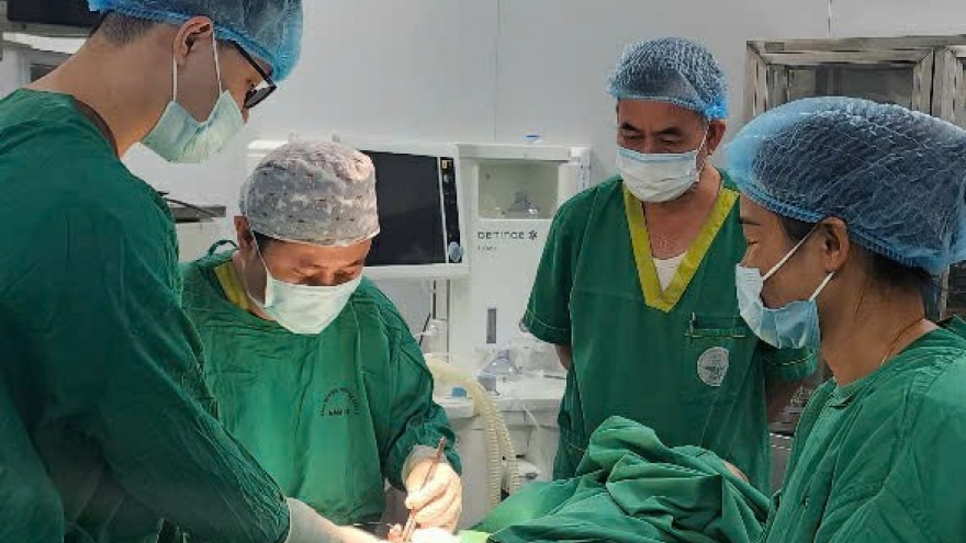 Ghép mạch tự thân, kịp thời cứu chữa cho bệnh nhân bị thương nặng vùng cánh tay