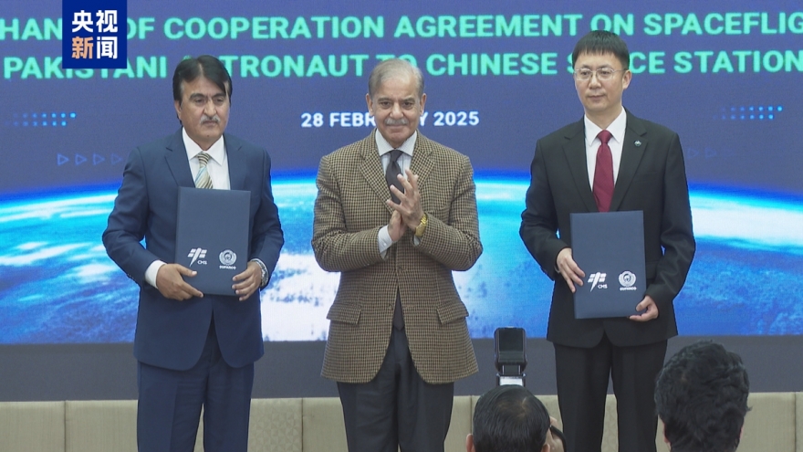 Trung Quốc thúc đẩy kế hoạch đưa người lên Mặt Trăng trong năm 2025