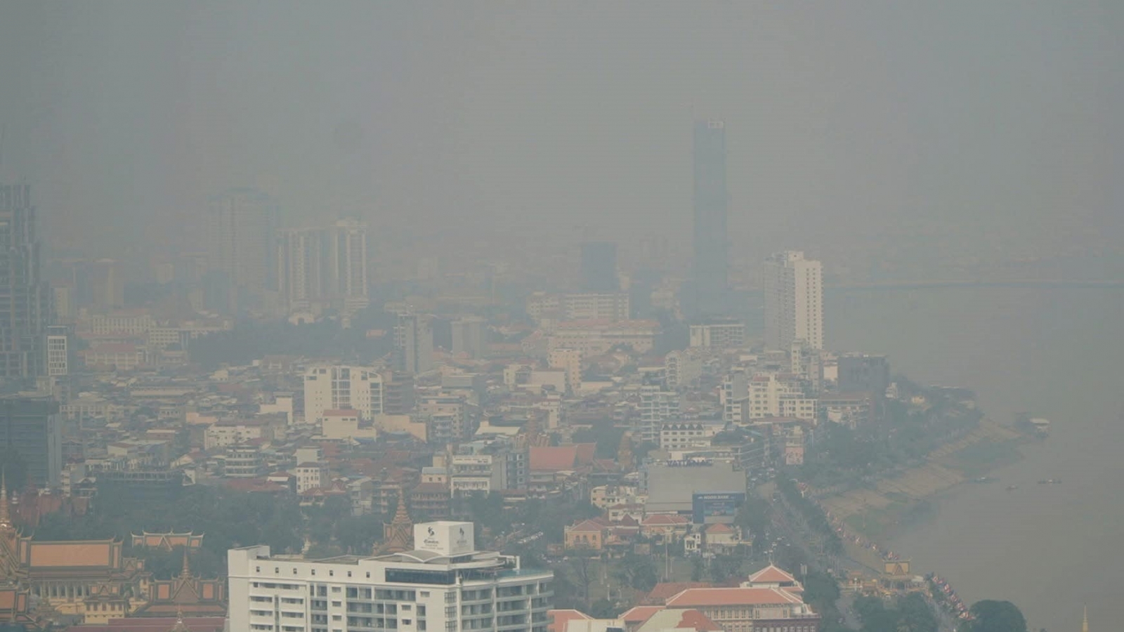 Phnom Penh lọt nhóm thành phố ô nhiễm không khí nhất thế giới