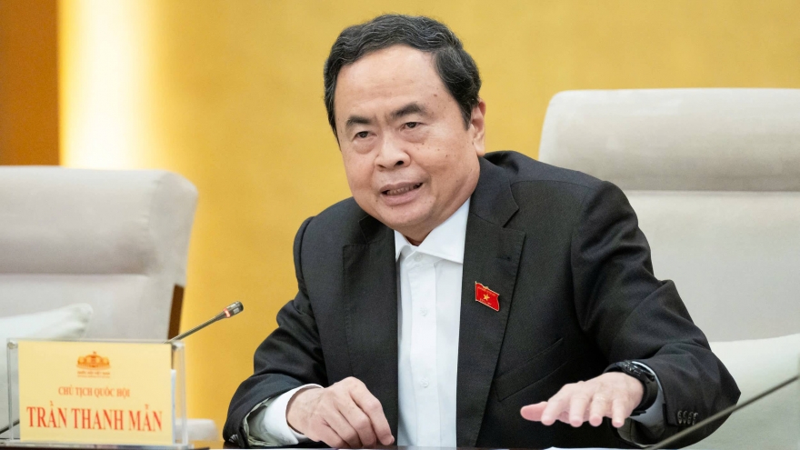 Chủ tịch Quốc hội: Nghiên cứu sửa đổi, bổ sung một số điều của Hiến pháp