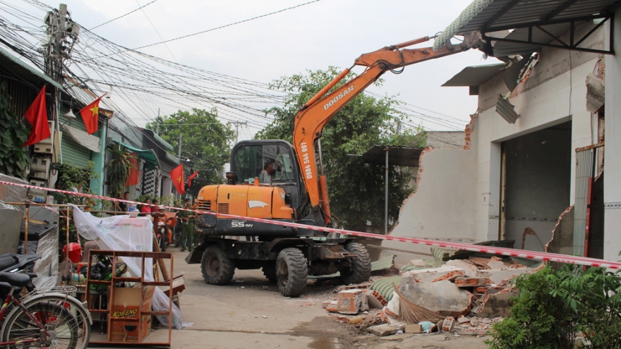 Cưỡng chế công trình đầu tiên trên mặt bằng cao tốc Biên Hòa - Vũng Tàu