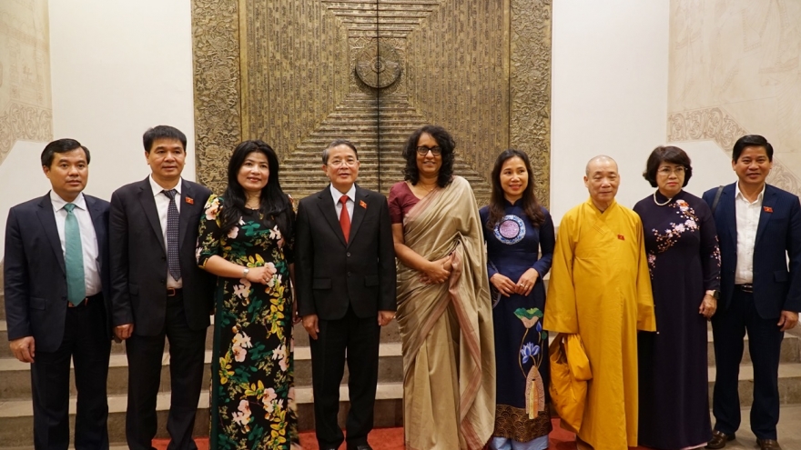 Phó Chủ tịch Quốc hội Nguyễn Đức Hải hội kiến Thủ tướng Sri Lanka