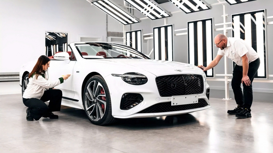 Xe điện của Bentley sẽ ra mắt vào năm 2027