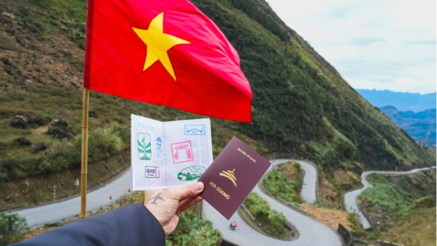 ‘Ha Giang passport’ sparks buzz on social media