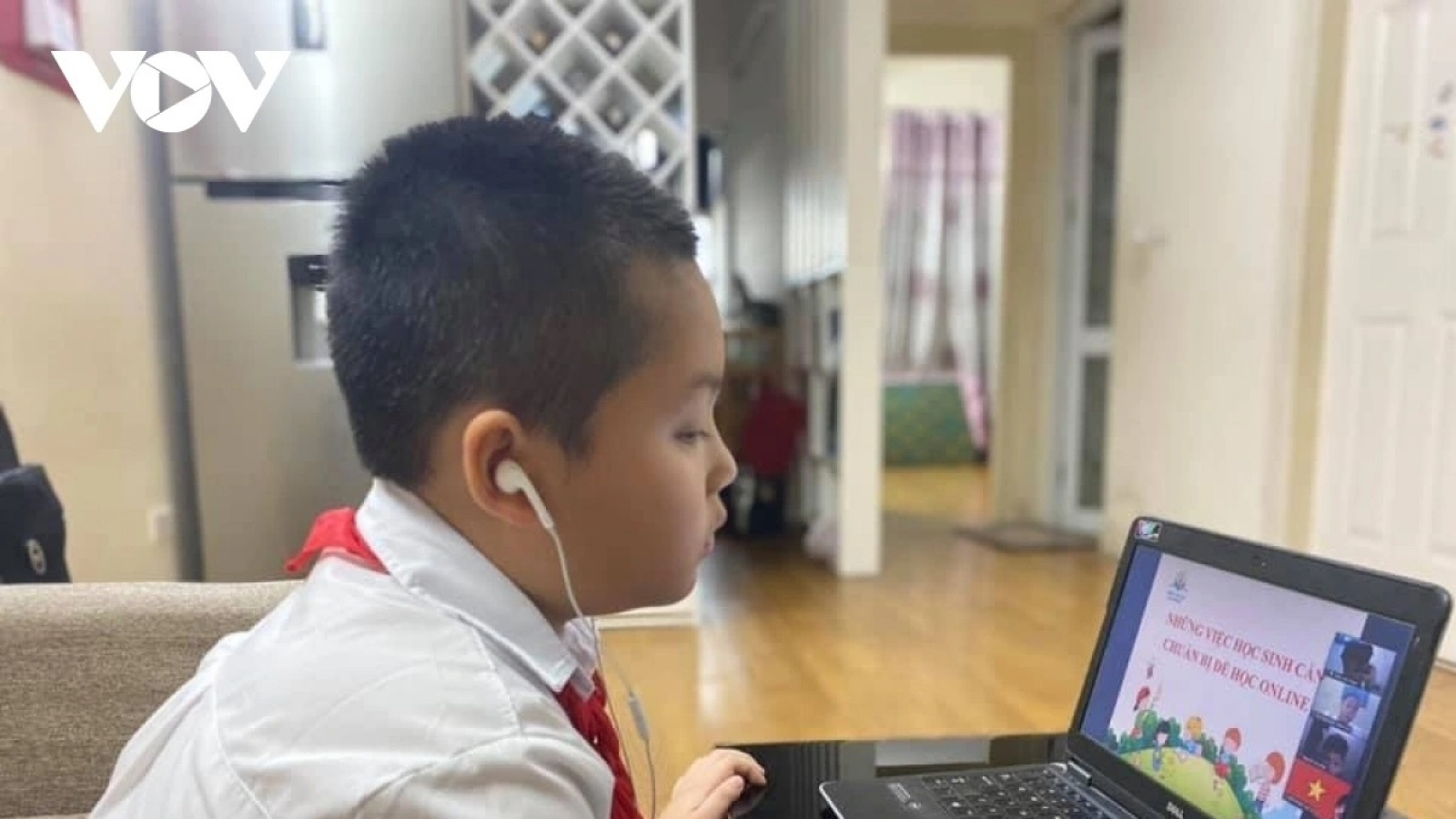 Đừng để học thêm "bào mòn" khả năng tự học