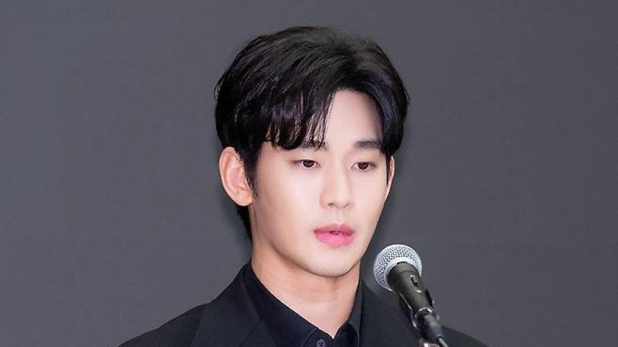 Kim Soo Hyun: “Lúc Kim Sae Ron say rượu lái xe, cô ấy đang hẹn hò người khác”