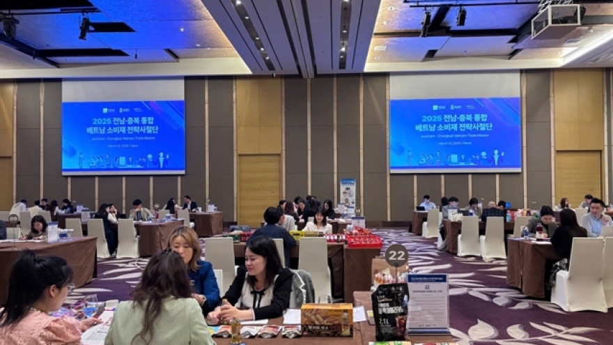 RoK's Jeonnam, Chungbuk provinces boost trade with Vietnamese importers