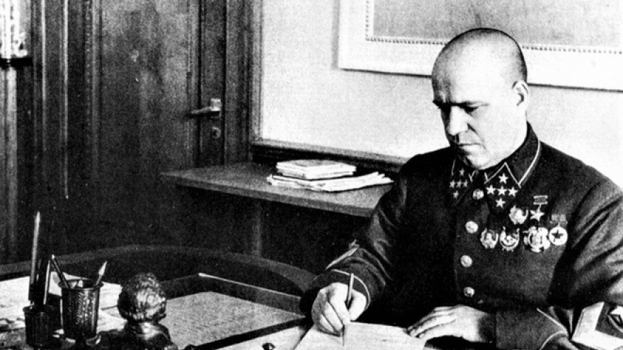 Điệp viên Đức mang mật danh 438 đã “qua mặt” Stalin như thế nào?