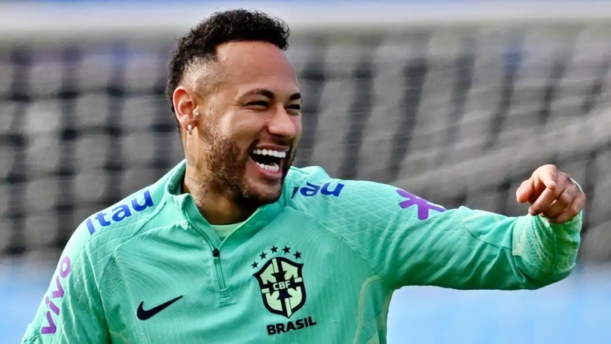 Neymar bất ngờ được gọi lên tuyển Brazil, chuẩn bị so tài với Messi