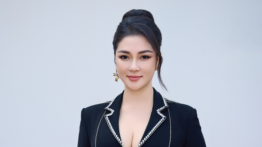 Nguyễn Thị Huyền thời thi Hoa hậu: Vô tư tới mức không trang điểm, đi thi như đi học