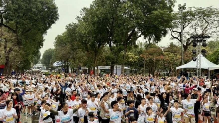 Balade en France attracts large numbers of runners and lovers of French food