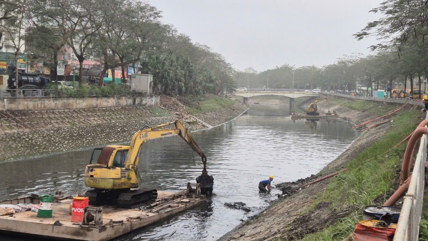 Sông Tô Lịch đang được hồi sinh