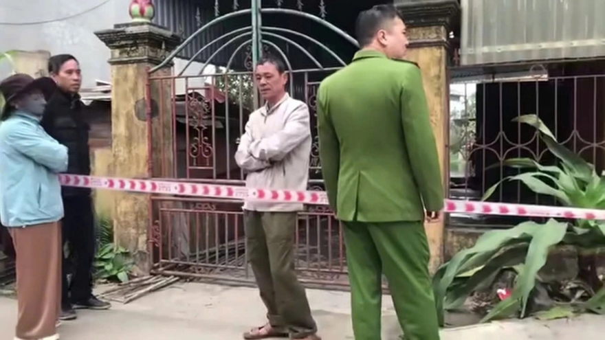 Nóng 24h: Nghi án nam sinh sát hại bà nội rồi đốt nhà