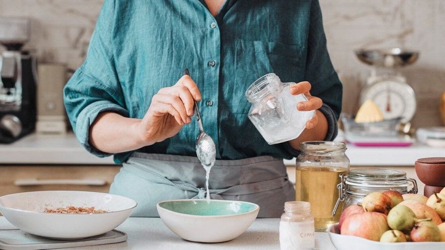 Việt Nam có một loại dầu uống được, dùng đúng cách cực tốt cho sức khỏe