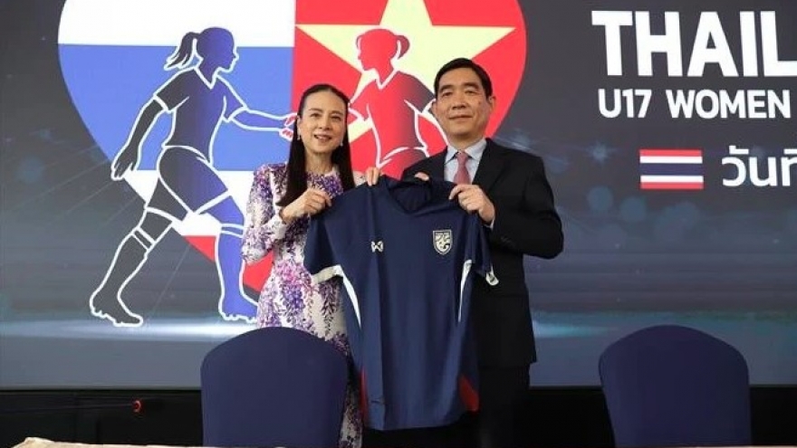 Football promotes Vietnam-Thailand people-to-people exchanges