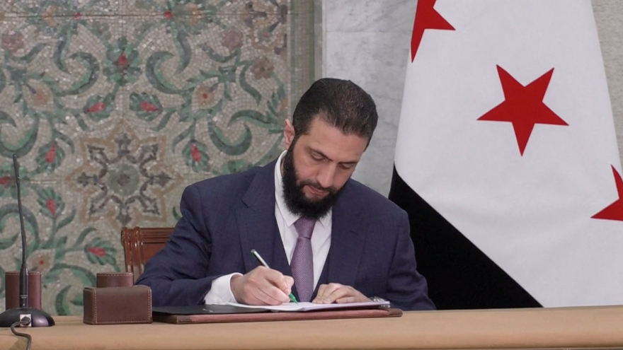 Syria ban hành Hiến pháp “tạm thời”, Liên Hợp Quốc họp khẩn