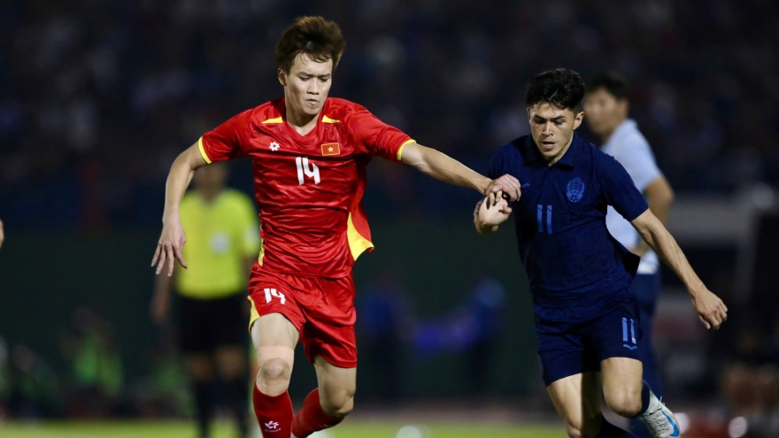 HLV Kim Sang Sik nói gì sau trận ĐT Việt Nam 2-1 ĐT Campuchia?