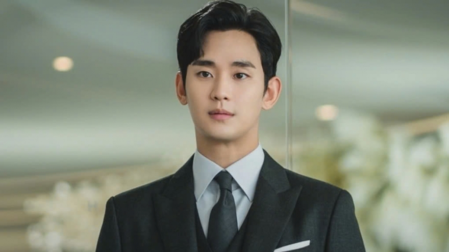 Kim Soo Hyun kiện gia đình Kim Sae Ron