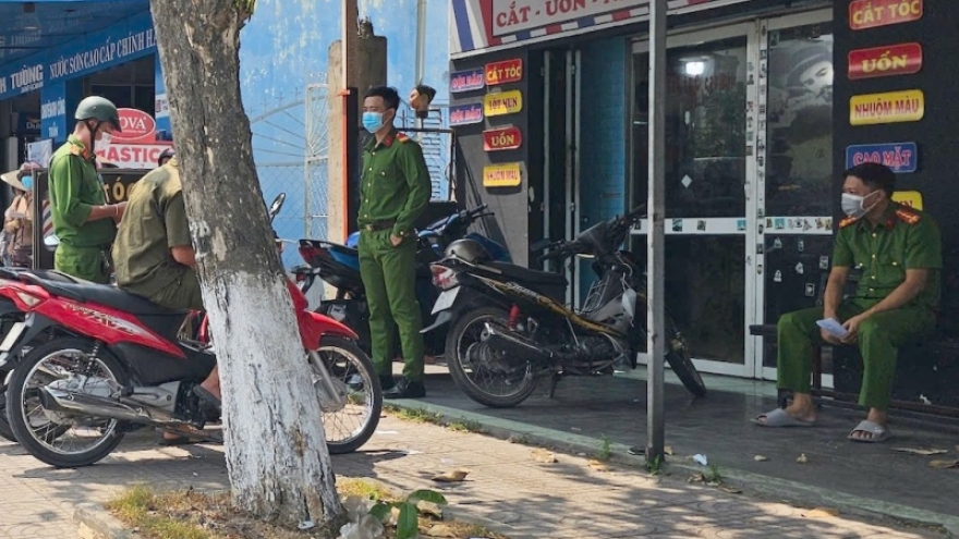 Hai vợ chồng tử vong bất thường trong căn nhà khóa cửa