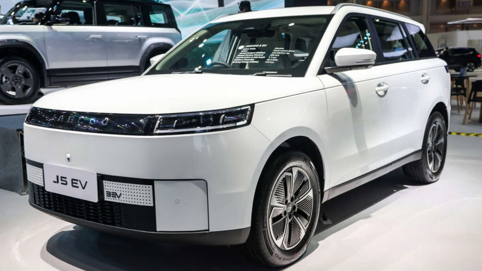 SUV điện Jaecoo J5 EV trình làng, phạm vi di chuyển 470 km