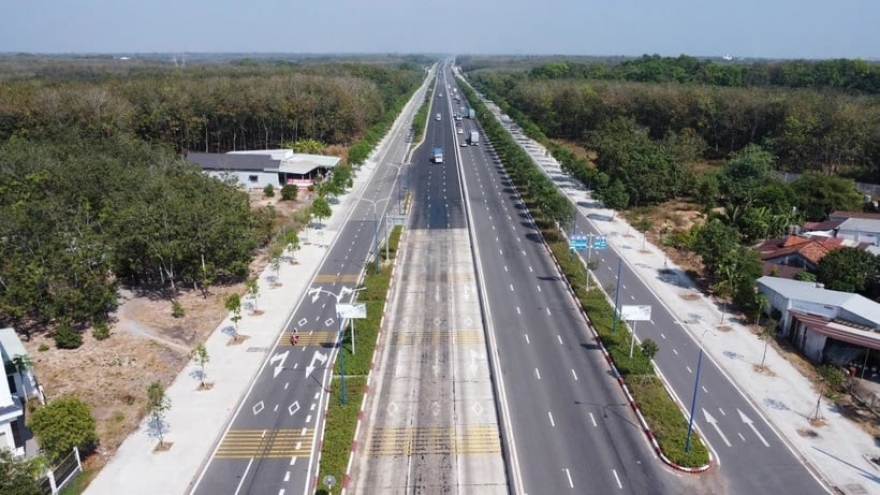 Hiệu quả kinh tế nhìn từ việc kết nối các dự án giao thông trọng điểm