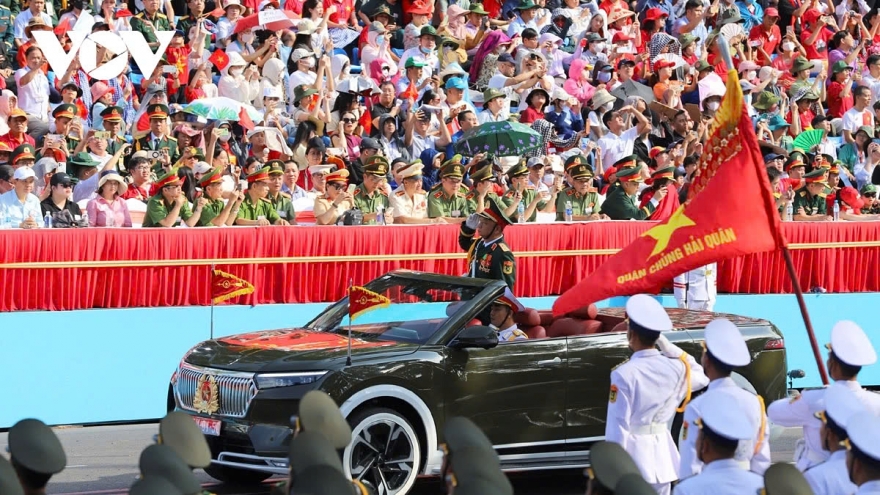 State-level rehearsal for military parade in HCM City
