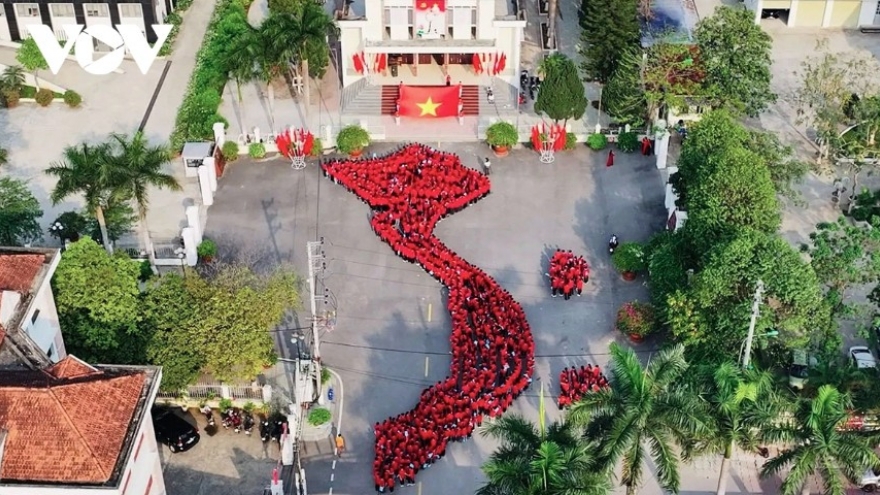 Framing memories of pride on Reunification Day