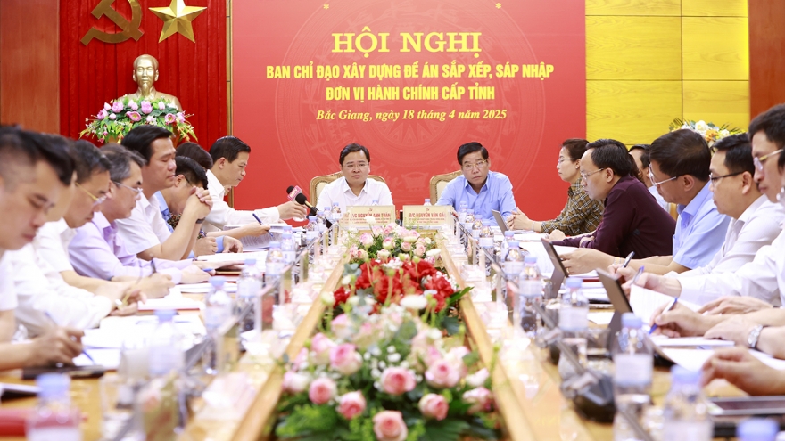 Rà soát nhân sự cấp trưởng các cơ quan để sắp xếp khi hợp nhất tỉnh