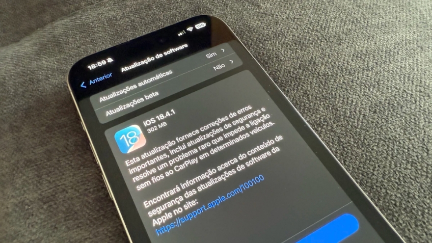 Người dùng iPhone cần cập nhật ngay iOS 18.4.1 mà Apple vừa phát hành