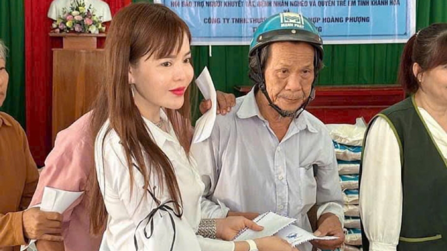 Người đẹp nhân ái lặng lẽ lan tỏa yêu thương khắp mọi miền