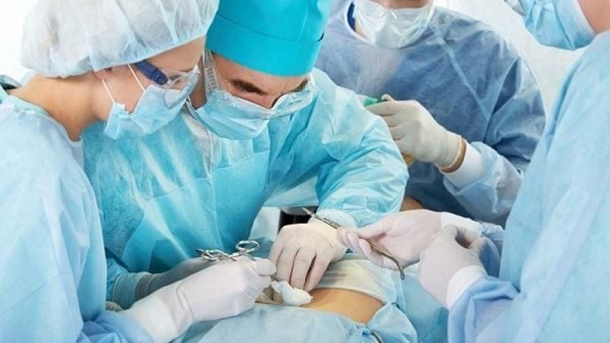 Chi phí mổ nội soi tuyến tiền liệt giá bao nhiêu và những gì cần lưu ý?