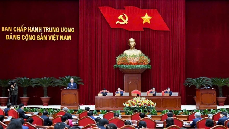 Tiến tới Đại hội XIV của Đảng: “Thực tiễn là thước đo cán bộ”