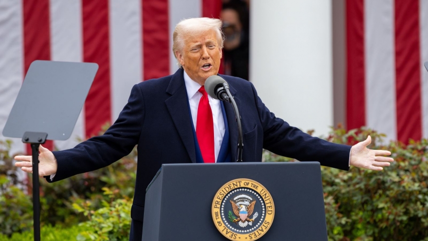 Ông Trump khẳng định đang gây áp lực mạnh để giải quyết khủng hoảng Ukraine