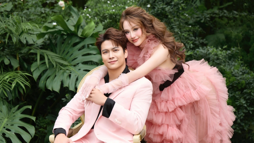 Minh Quân – Thu Thủy kể hành trình yêu và hát trong minishow "Yêu"