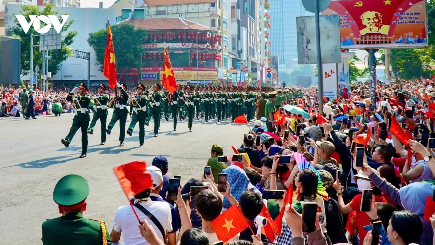 Impressive images of 50-year reunification celebration in Ho Chi Minh City