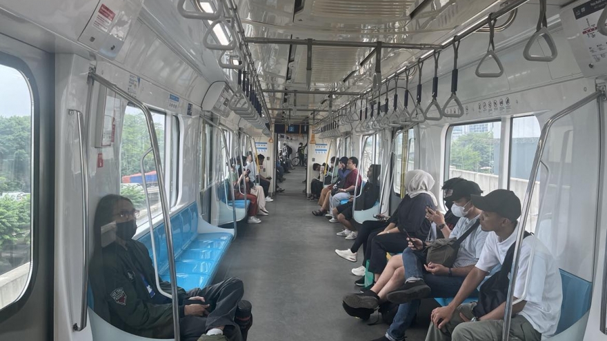 Jakarta miễn giá vé phương tiện công cộng cho hành khách nữ trong Ngày Kartini