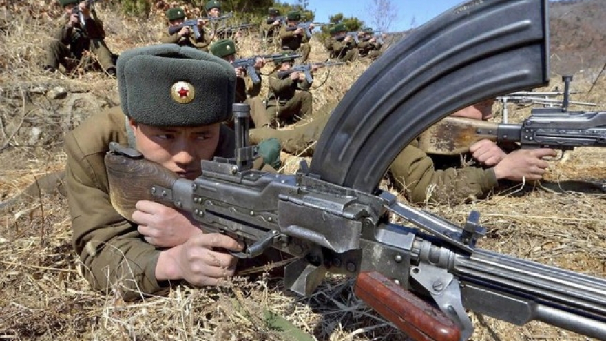 Bất ngờ những vũ khí trăm tuổi tái xuất trên chiến trường Ukraine