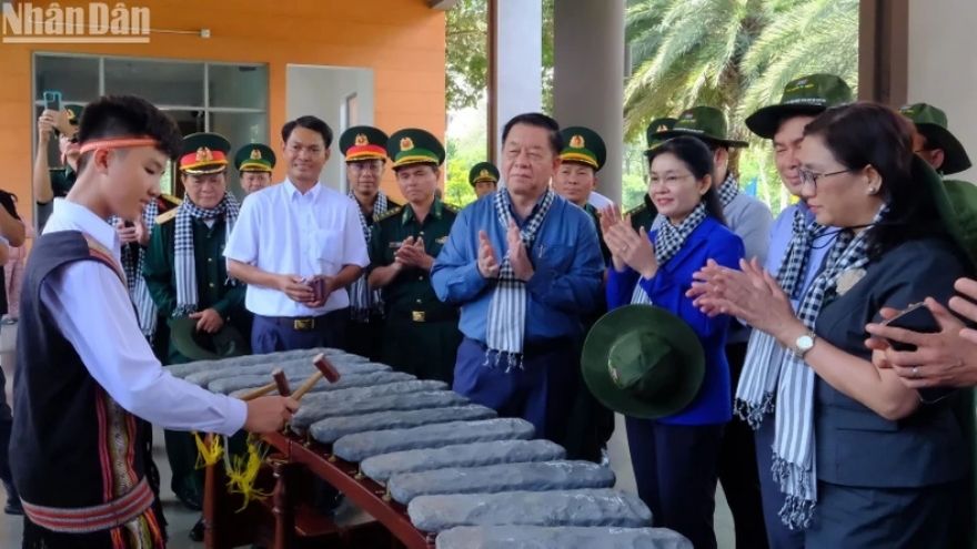 Ông Nguyễn Trọng Nghĩa thăm các điểm di tích quốc gia đặc biệt tại Bình Phước